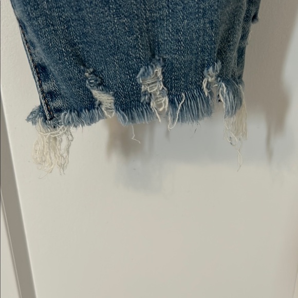 Abercrombie & Fitch Blue Cropped Jeans - Picture 5 of 11